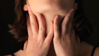 Halsschmerzen: Ursachen und Linderung