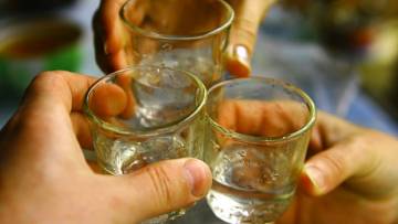Hilft Alkohol bei der Verdauung?