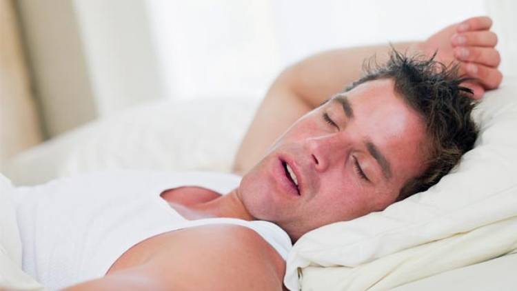 Schlafapnoe-Syndrom (SAS) – gefährliche Aussetzer im Bett