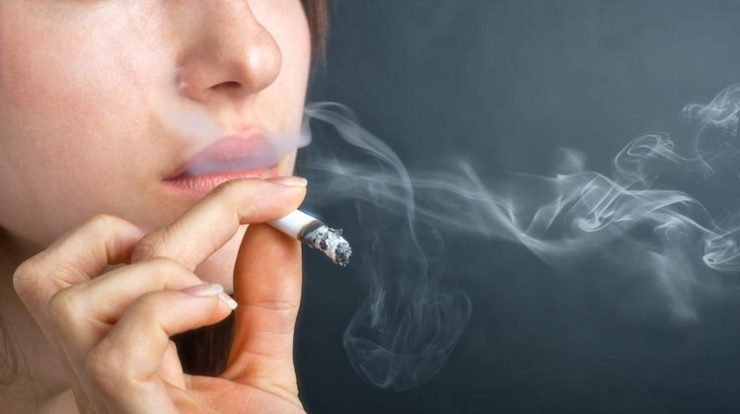 Rauchende Frauen leben zehn Jahre weniger