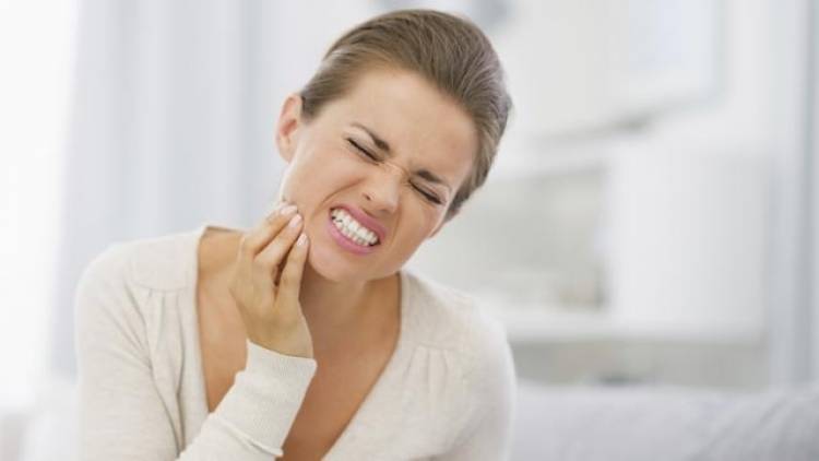 Zähne unter Stress - Auch die Psyche beachten