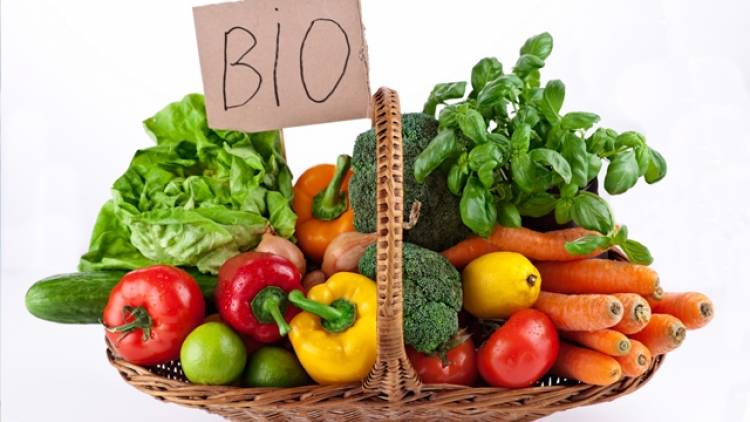 Junge Leute kaufen mehr Bio-Lebensmittel